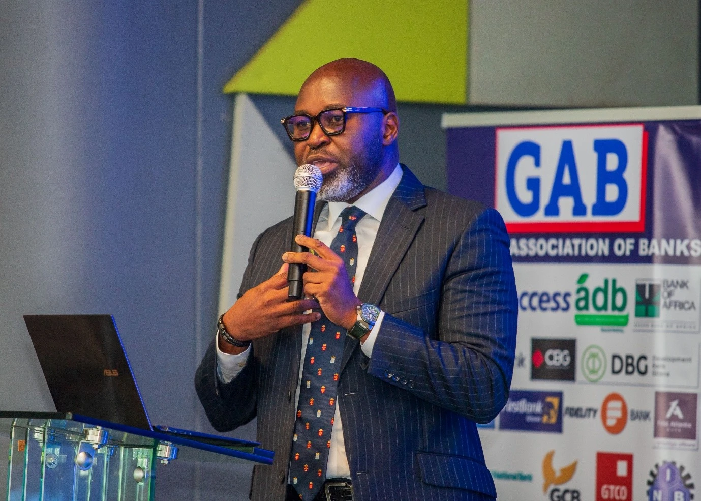 Mr. Carlos Amoako, Chief Executive Officer of AlphaVector delivering his presentation